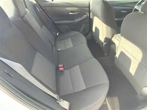 Used 2022 Nissan Sentra SV image 14