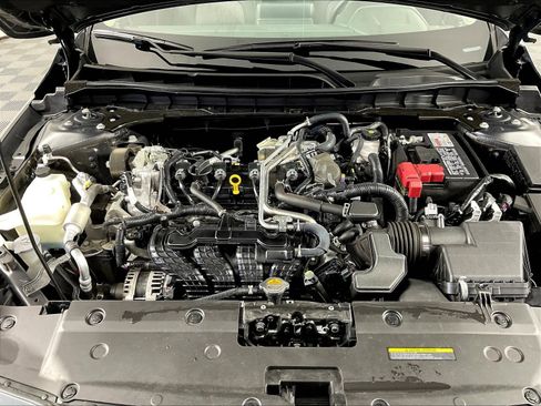 Used 2023 Nissan Altima 2.5 SV FWD image 29