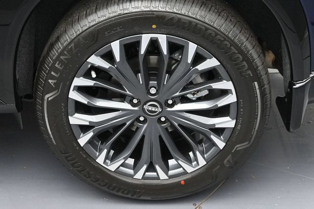 New 2026 Nissan Rogue Platinum w/ Platinum Premium Package AWD/4WD image 8