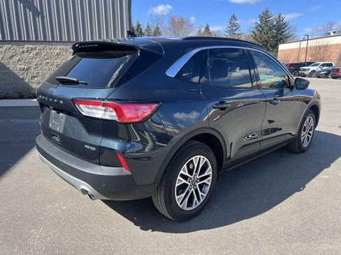 Used 2022 Ford Escape SEL image 5