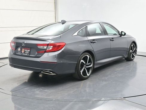 Used 2018 Honda Accord Sport image 24