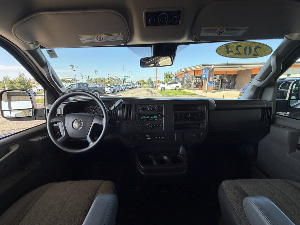 Used 2024 Chevrolet Express 3500 LT w/ LT Preferred Equipment Group RWD image 10