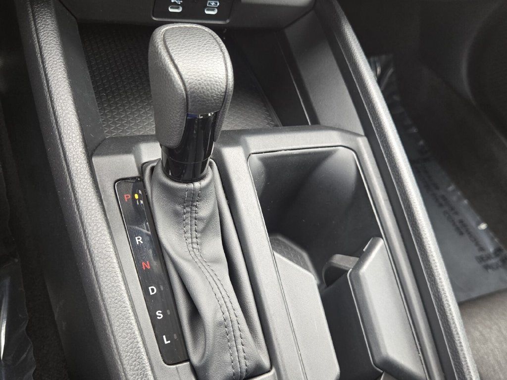 Used 2025 Honda Accord LX image 19