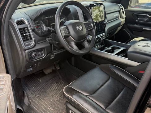 Used 2023 RAM 1500 Laramie AWD/4WD image 7
