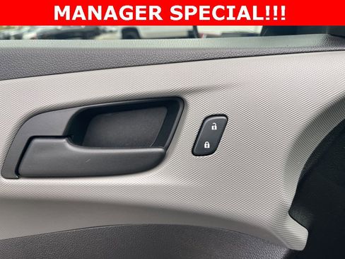 Used 2016 Chevrolet Sonic LS image 23