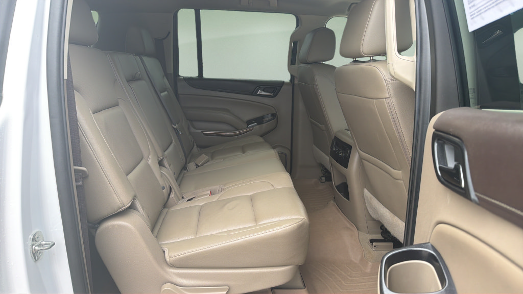 Used 2019 GMC Yukon XL SLT AWD/4WD image 18