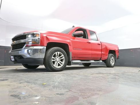 Used 2017 Chevrolet Silverado 1500 LT w/ All Star Edition image 43