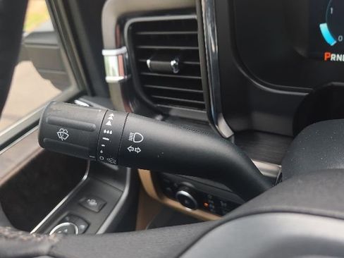 Used 2024 Ford F350 Lariat w/ Lariat Ultimate Package AWD/4WD image 43