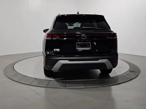 New 2025 Volkswagen Tiguan S image 4