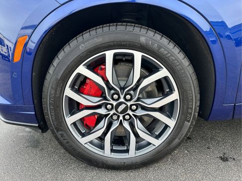 Certified 2025 Cadillac XT6 Sport w/ Platinum Package AWD/4WD image 25