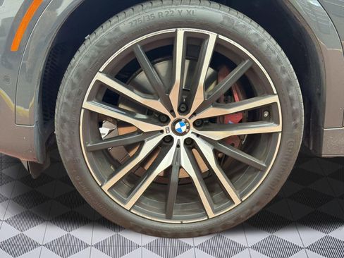 Used 2023 BMW X6 M50i AWD/4WD image 11