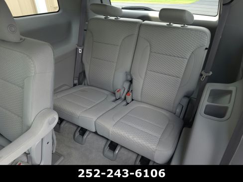 Used 2019 GMC Acadia SLE FWD image 30