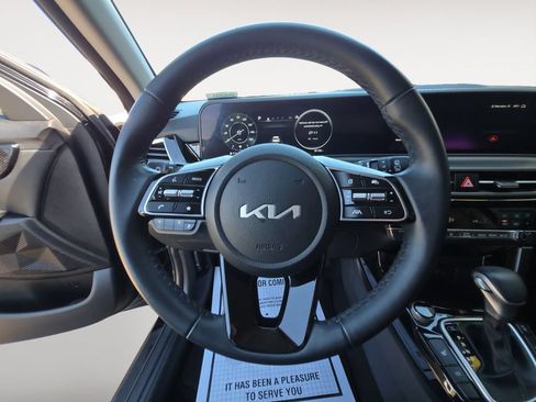 Used 2024 Kia Seltos S AWD/4WD image 13