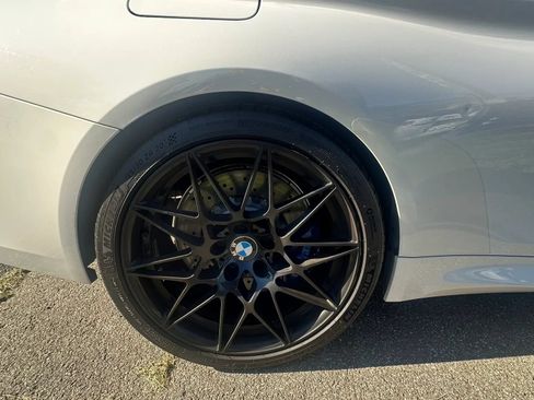 Used 2016 BMW M4 Convertible RWD image 10