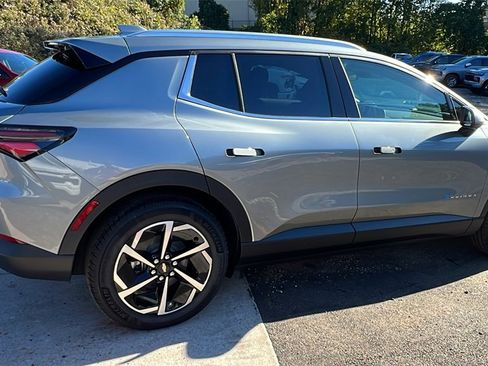 New 2026 Chevrolet Equinox EV LT image 5
