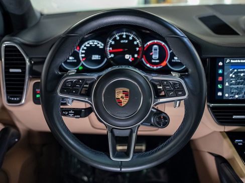 Used 2022 Porsche Cayenne GTS image 45