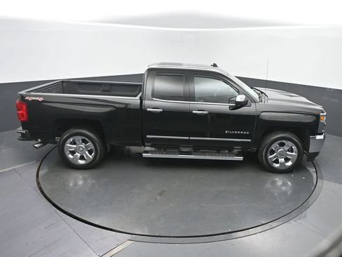Used 2017 Chevrolet Silverado 1500 LTZ w/ Sport Package AWD/4WD image 16