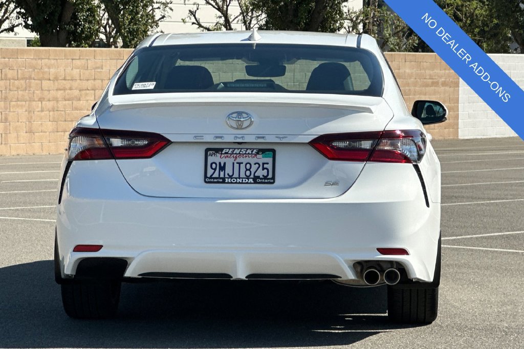 Used 2024 Toyota Camry SE FWD image 5
