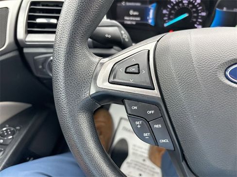 Used 2018 Ford Fusion S image 31