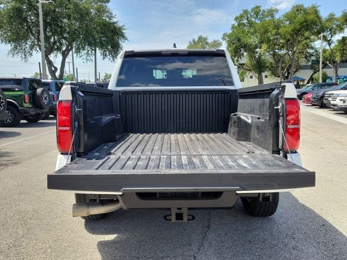 Used 2024 Toyota Tacoma SR5 RWD image 9