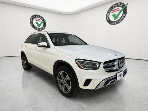 Used 2022 Mercedes-Benz GLC 300 4MATIC image 7