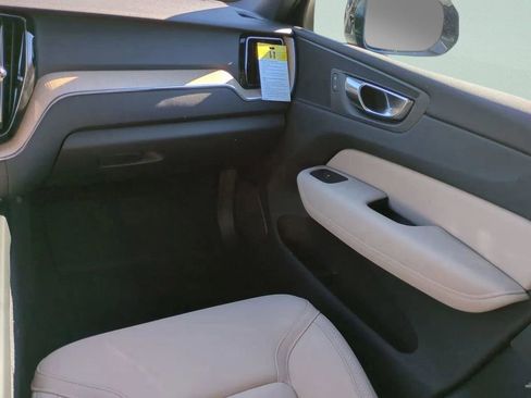 New 2026 Volvo XC60 B5 Plus w/ Protection Package Premier AWD/4WD image 14