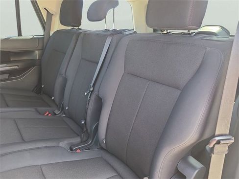 Used 2022 Ford Expedition XL image 12