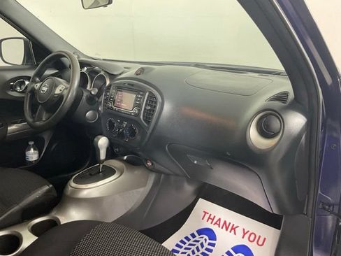 Used 2015 Nissan Juke S FWD image 31