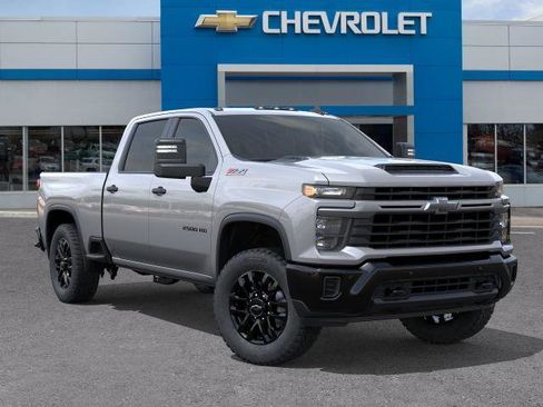 New 2026 Chevrolet Silverado 2500 Custom w/ Custom Value Package AWD/4WD image 7