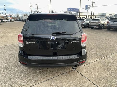 Used 2018 Subaru Forester 2.5i Touring w/ Popular Package #3B image 7
