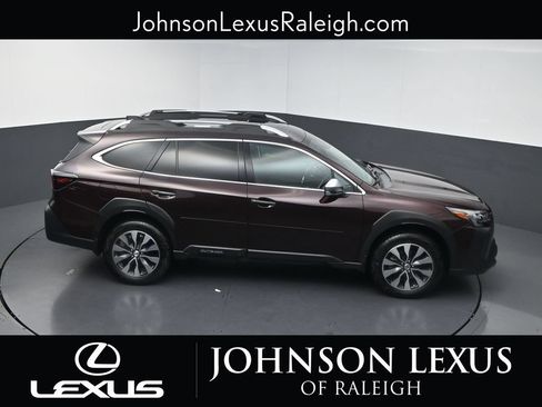 Used 2025 Subaru Outback Touring XT AWD/4WD image 28