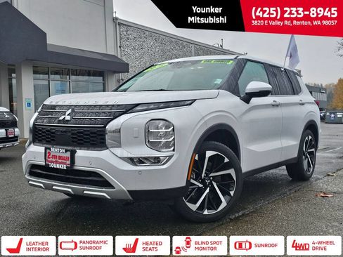 Used 2024 Mitsubishi Outlander SE AWD/4WD image 1