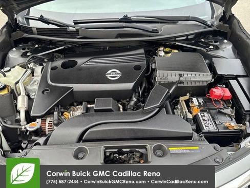 Used 2015 Nissan Altima 2.5 SV w/ Convenience Package image 23