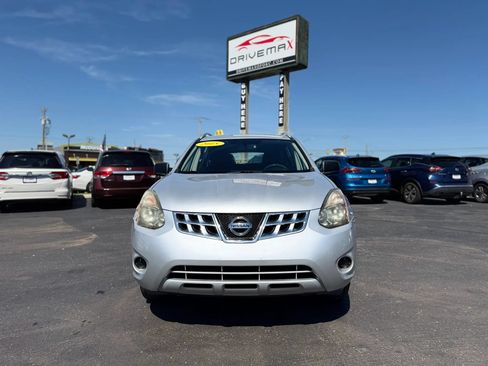 Used 2015 Nissan Rogue S w/ Convenience Package AWD/4WD image 18