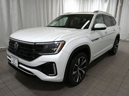 New 2026 Volkswagen Atlas SEL Premium R-Line image 18