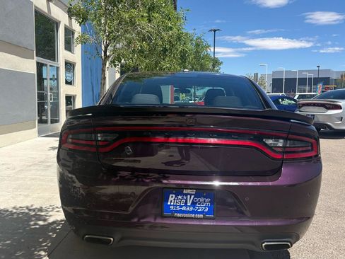 Used 2020 Dodge Charger SXT w/ Blacktop Package RWD image 8