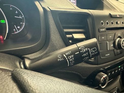 Used 2016 Honda CR-V LX image 24