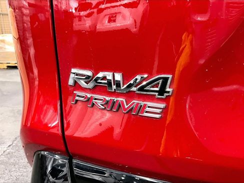 Used 2023 Toyota RAV4 XSE w/ Weather Package AWD/4WD image 9