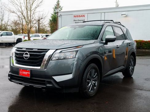 New 2025 Nissan Pathfinder SV w/ Cargo Package image 3