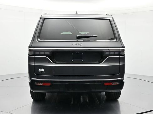 New 2026 Jeep Grand Wagoneer 4WD image 7