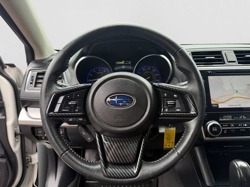 Used 2019 Subaru Outback 2.5i Premium w/ Popular Package #2 AWD/4WD image 12