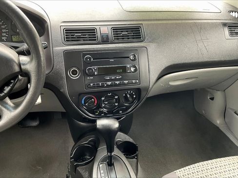 Used 2007 Ford Focus S FWD image 9