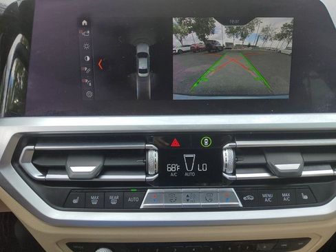 Used 2020 BMW 330i xDrive Sedan w/ Convenience Package AWD/4WD image 26