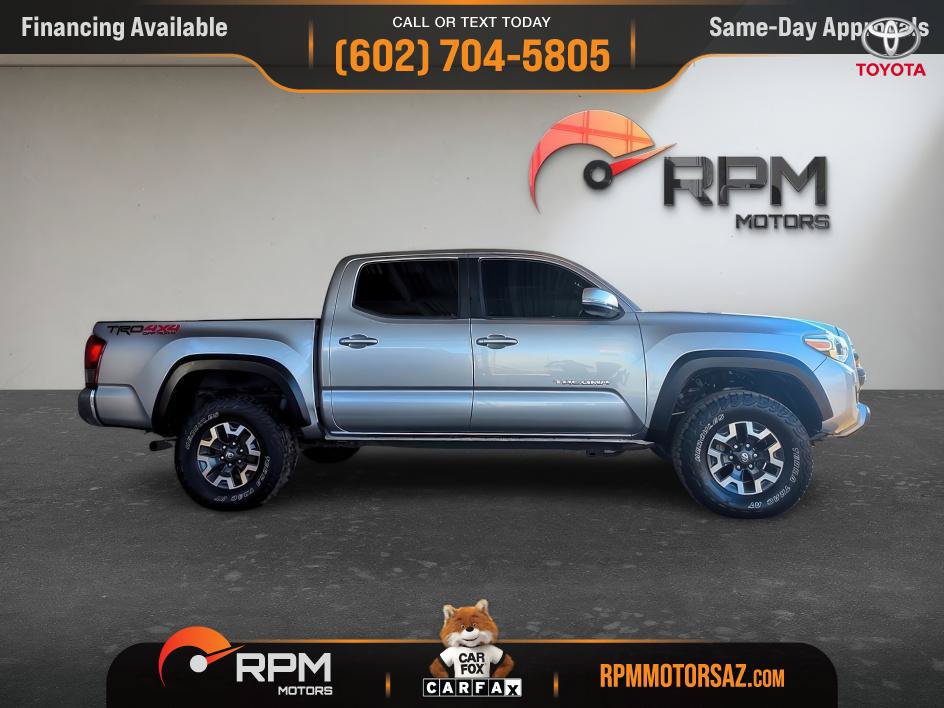 Used 2017 Toyota Tacoma TRD Off-Road AWD/4WD image 24