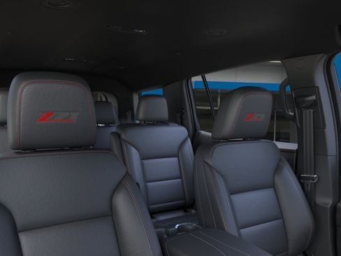 New 2026 Chevrolet Traverse Z71 w/ LPO, Floor Liner Package image 48