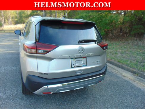 Used 2023 Nissan Rogue Platinum w/ Platinum Premium Package image 8