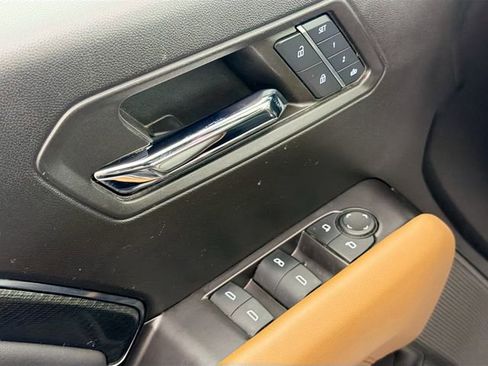 Used 2024 GMC Canyon AT4 w/ AT4 Premium Package image 18