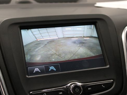 Used 2018 Chevrolet Equinox LT AWD/4WD image 31