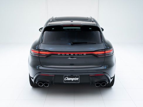 Used 2026 Porsche Macan AWD/4WD image 10