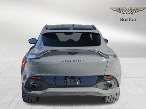 Used 2022 Aston Martin DBX image 3